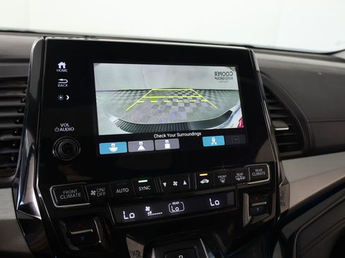 Used 2022 Honda Odyssey Touring image 7