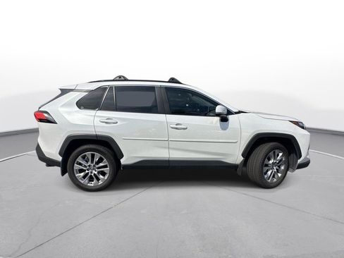Certified 2025 Toyota RAV4 XLE Premium FWD image 5