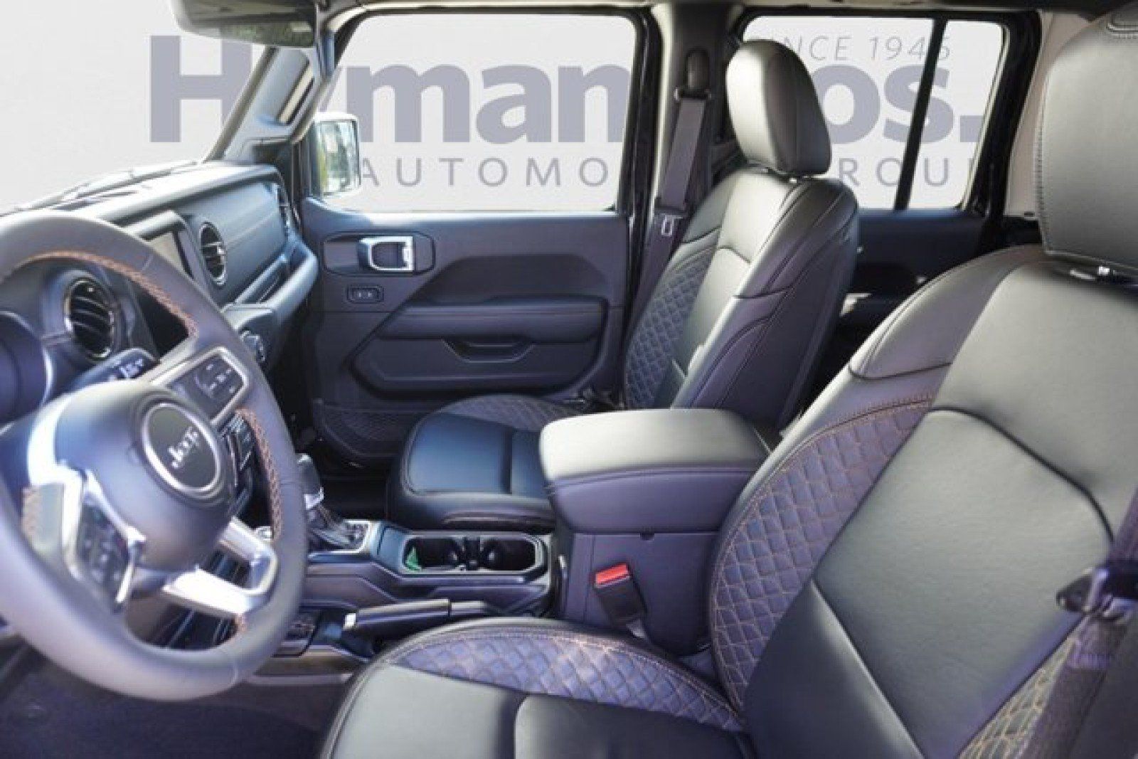 Used 2023 Jeep Gladiator Overland AWD/4WD image 13