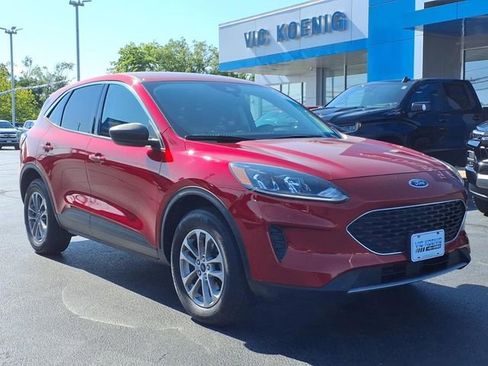 Used 2022 Ford Escape SE w/ Convenience Package image 2
