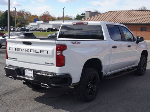 New 2026 Chevrolet Silverado 1500 Custom Trail Boss w/ LPO, Dark Essentials Package image 3