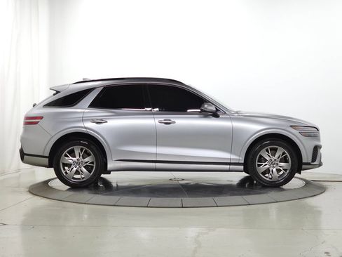 Used 2024 Genesis GV70 3.5T Sport AWD/4WD image 12