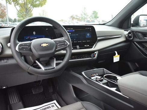 New 2026 Chevrolet Equinox LT image 18