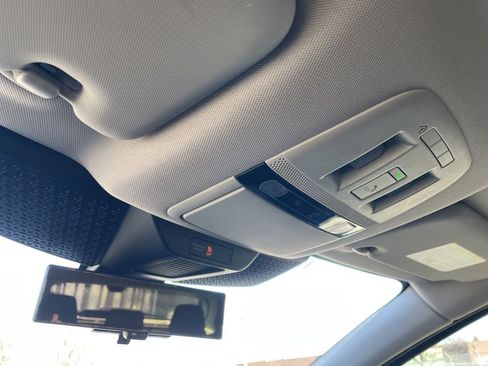 Used 2023 Nissan Ariya image 23