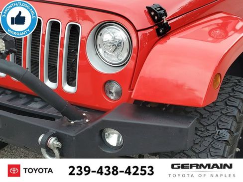 Used 2017 Jeep Wrangler Unlimited Sahara w/ Max Tow Package AWD/4WD image 15