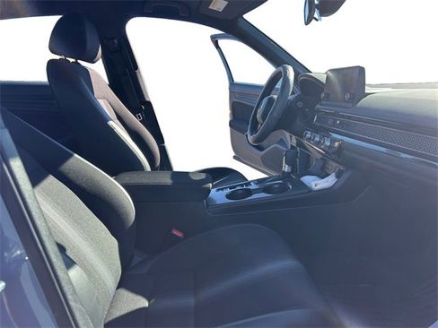 Used 2024 Honda Civic Sport image 15