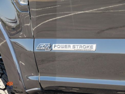 Used 2022 Ford F250 Lariat w/ Tremor Off-Road Package AWD/4WD image 25
