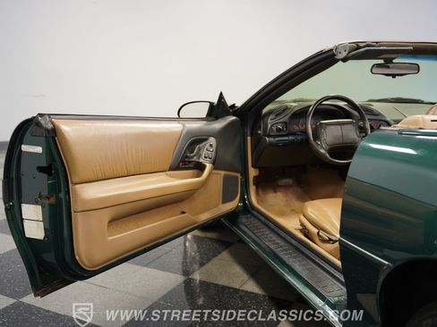 Used 1995 Chevrolet Camaro Z28 RWD image 37