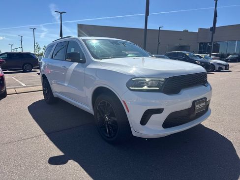 Used 2024 Dodge Durango GT AWD/4WD image 5