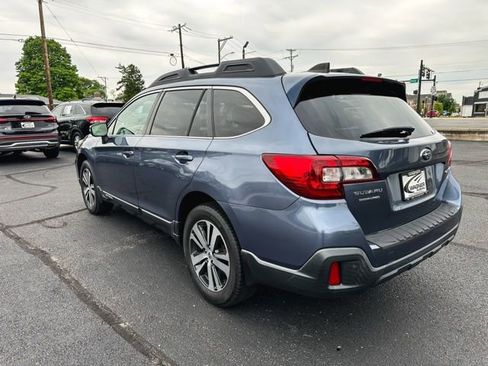 Used 2018 Subaru Outback 2.5i Limited AWD/4WD image 6