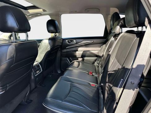 Used 2019 INFINITI QX60 Luxe w/ Essential Package AWD/4WD image 9