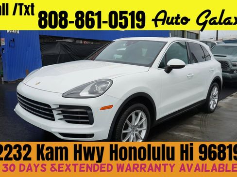Used 2019 Porsche Cayenne Sport Utility 4D image 1