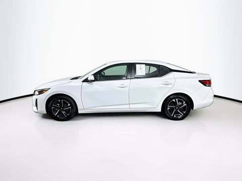 Used 2024 Nissan Sentra SV FWD image 4