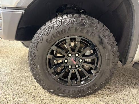 Used 2023 GMC Sierra 1500 AT4X AWD/4WD image 36