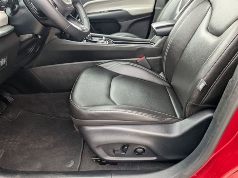 Used 2025 Jeep Compass Limited image 11