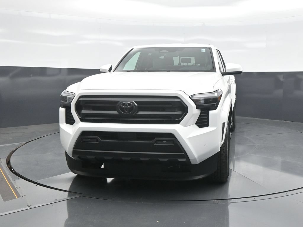 Certified 2026 Toyota Tacoma SR5 AWD/4WD image 2