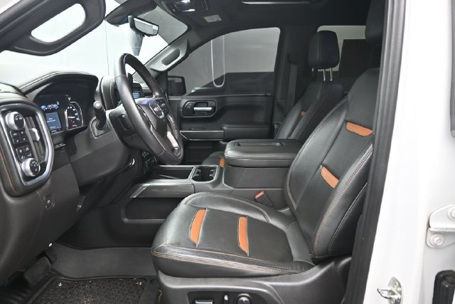 Used 2021 GMC Sierra 1500 AT4 w/ Technology Package AWD/4WD image 5