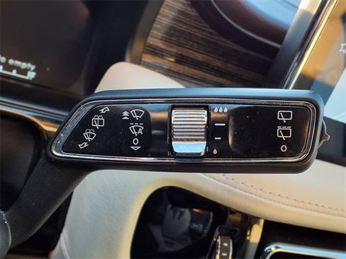 Certified 2022 Lincoln Nautilus Black Label image 16