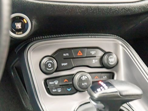 Used 2023 Dodge Challenger SXT image 25