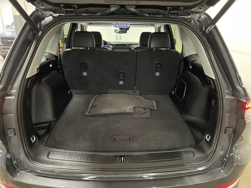 Used 2022 Jeep Grand Cherokee Limited image 9