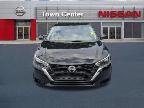 Certified 2025 Nissan Sentra S FWD image 2
