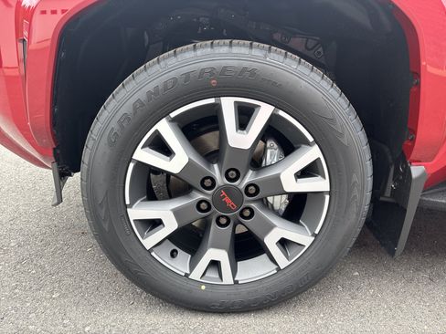 New 2026 Toyota 4Runner TRD Sport Premium AWD/4WD image 11
