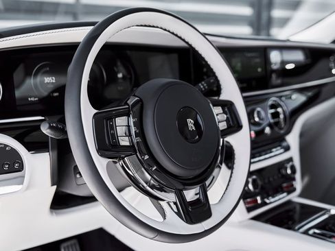 Used 2026 Rolls-Royce Ghost AWD/4WD image 40