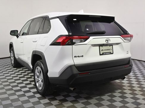Used 2023 Toyota RAV4 LE image 4