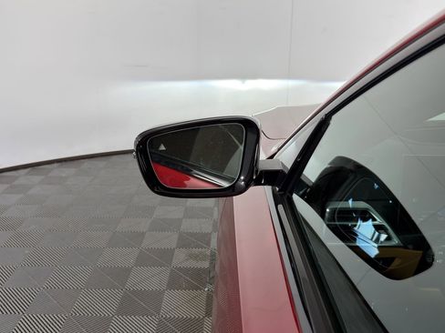 Used 2026 BMW 330i Sedan w/ M Sport Package RWD image 19