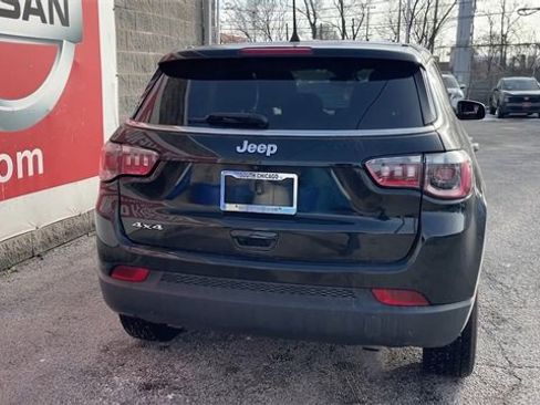 Used 2023 Jeep Compass Sport image 5