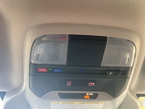 Used 2022 Subaru Crosstrek 2.5i Limited image 20