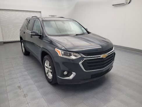 Used 2018 Chevrolet Traverse LT FWD image 13