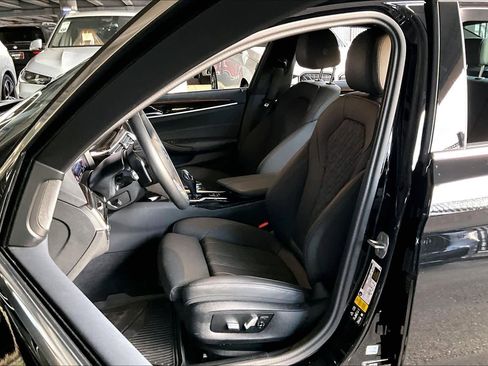 Certified 2023 BMW 530i xDrive w/ Premium Package image 7