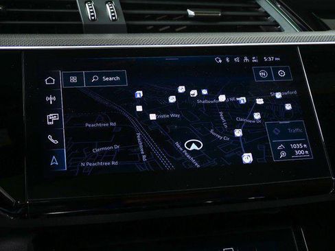 Used 2024 Audi SQ8 e-tron Premium Plus w/ Black Optic Package AWD/4WD image 16