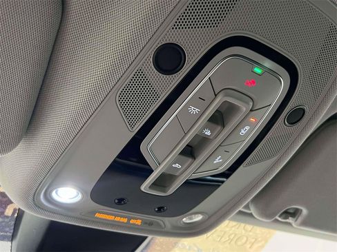 Used 2022 Audi Q7 3.0T Premium Plus image 33