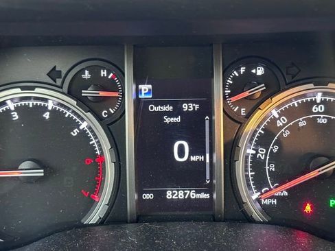 Used 2022 Toyota 4Runner Limited image 14