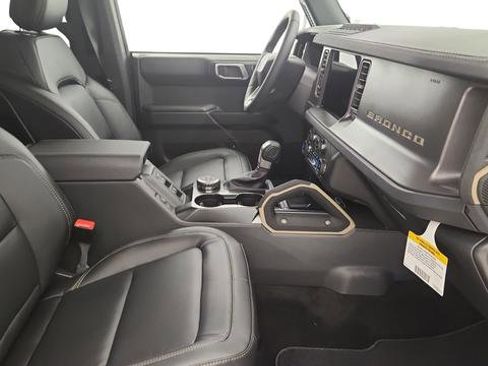 New 2025 Ford Bronco Badlands image 23