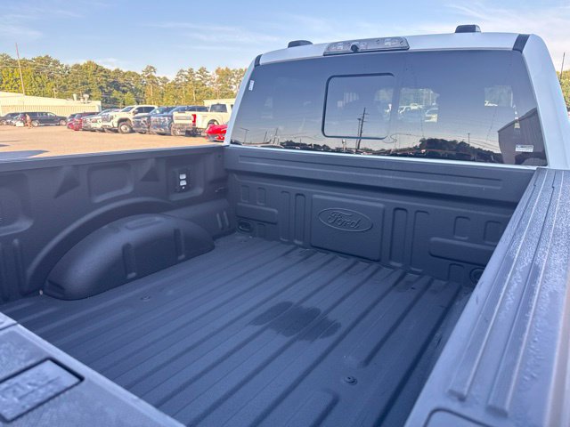 Used 2025 Ford F150 Raptor w/ Equipment Group 803A Raptor R AWD/4WD image 14