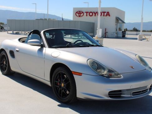Used 2004 Porsche Boxster S image 16