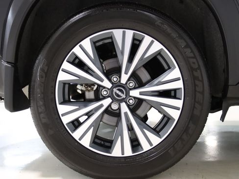 Used 2023 Nissan Rogue SV AWD/4WD image 67