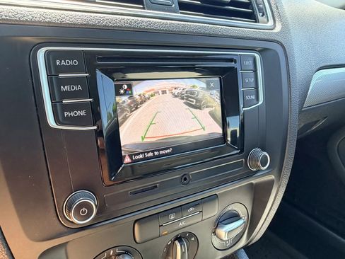 Used 2018 Volkswagen Jetta S FWD image 18