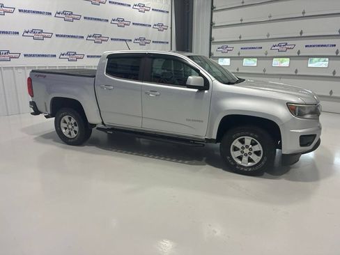 Used 2016 Chevrolet Colorado W/T w/ WT Convenience Package AWD/4WD image 7