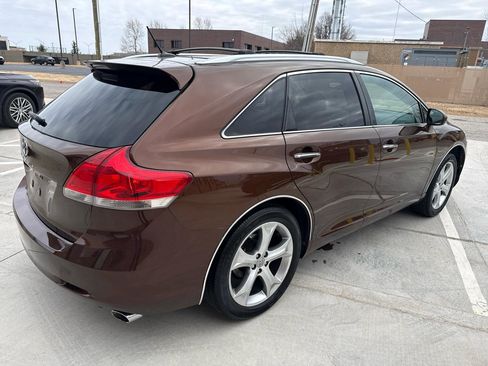 Used 2009 Toyota Venza FWD image 11