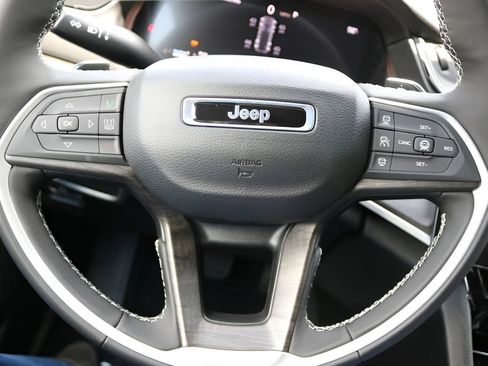 New 2026 Jeep Grand Cherokee Altitude RWD image 22