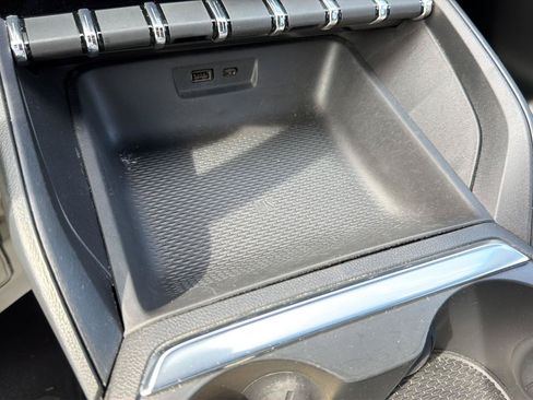 Used 2025 GMC Terrain Elevation AWD/4WD image 19