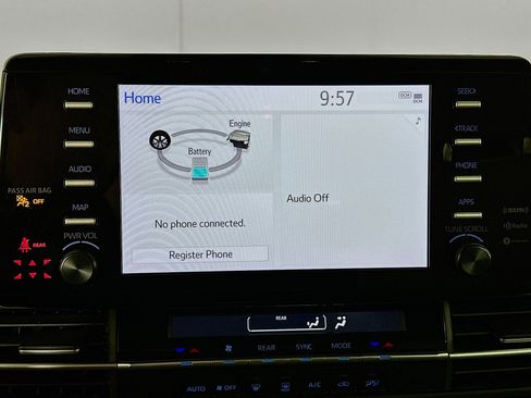 Used 2024 Toyota Sienna LE image 21