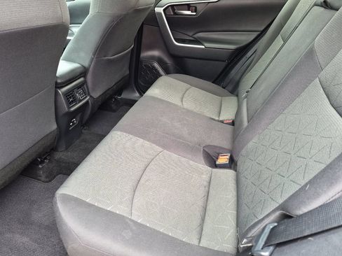 Used 2021 Toyota RAV4 XLE FWD image 12