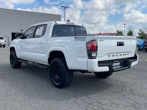 Used 2022 Toyota Tacoma SR w/ SR Convenience Package image 5