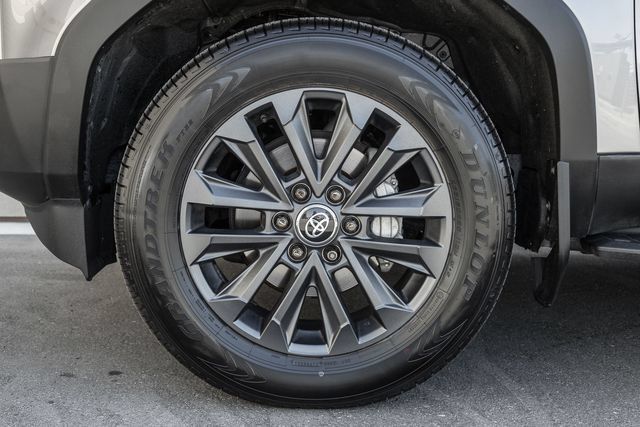 Used 2024 Toyota Land Cruiser w/ Premium Package AWD/4WD image 17