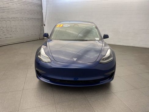 Used 2023 Tesla Model 3 Standard Range image 8
